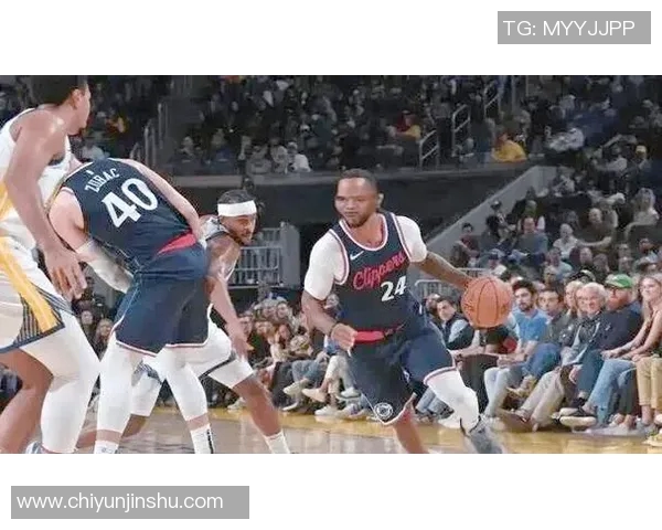 勇士与快船2016年对决回顾精彩瞬间与赛季亮点分析